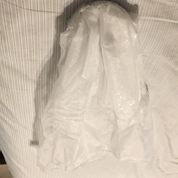 Wedding veil - Picture 4 of 5